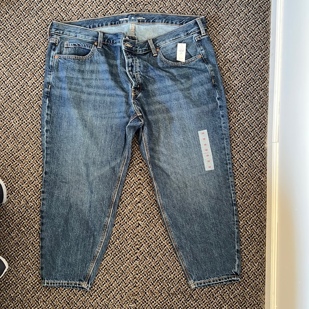 Petite High-Rise Slouchy Jeans